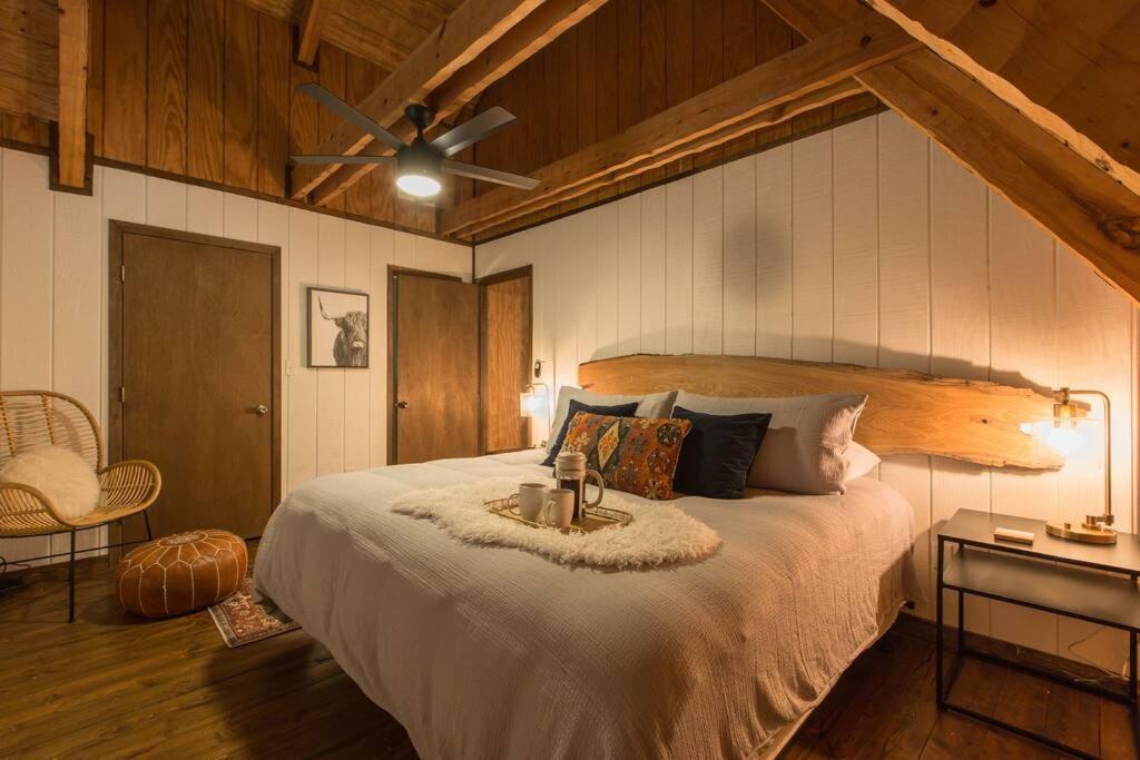 Southern Oak Cabin - Newly Remodeled - Close To All Attractions Sevierville Dış mekan fotoğraf