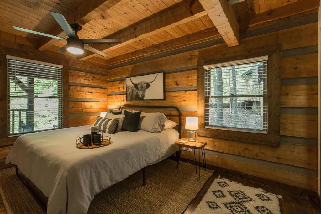 Southern Oak Cabin - Newly Remodeled - Close To All Attractions Sevierville Dış mekan fotoğraf