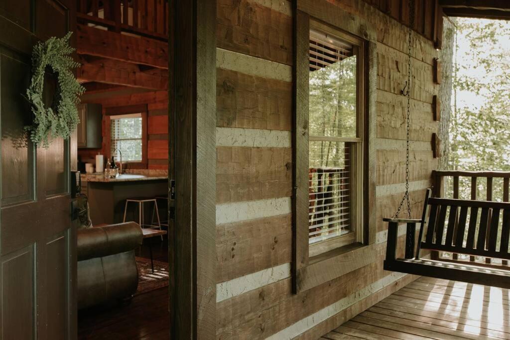 Southern Oak Cabin - Newly Remodeled - Close To All Attractions Sevierville Dış mekan fotoğraf